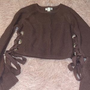White fawn womens sweater